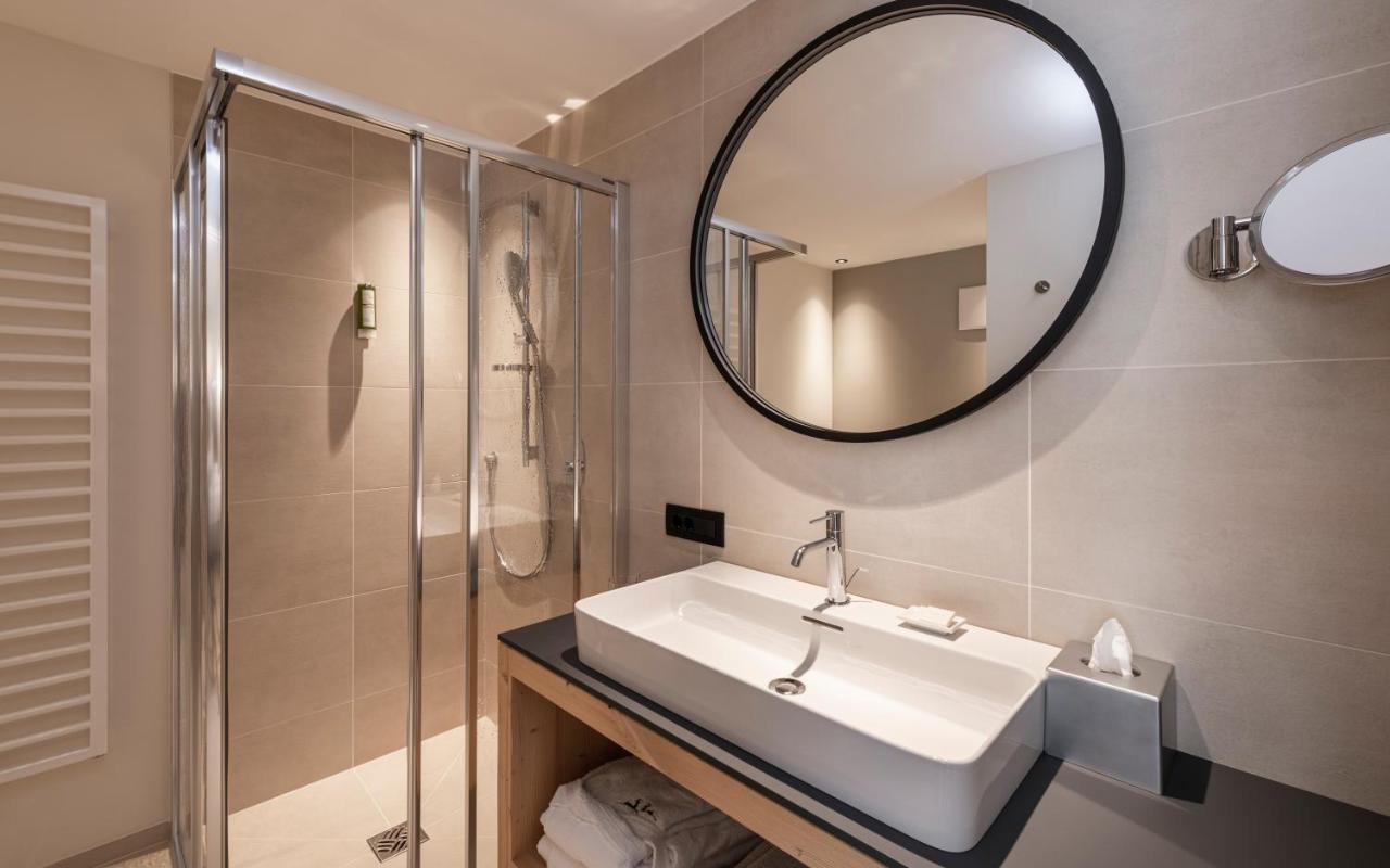 Stoa - Elegant & Romantic Guest House - "Adults Only" San Vigilio Di Marebbe Eksteriør billede