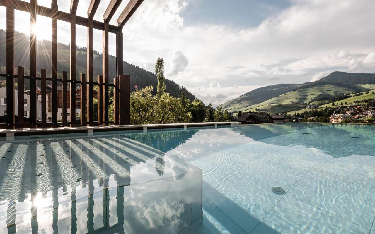Stoa - Elegant & Romantic Guest House - "Adults Only" San Vigilio Di Marebbe Eksteriør billede